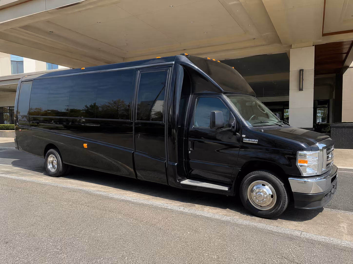 ann arbor rent a bus for teams and fans traveling to away games and tournaments