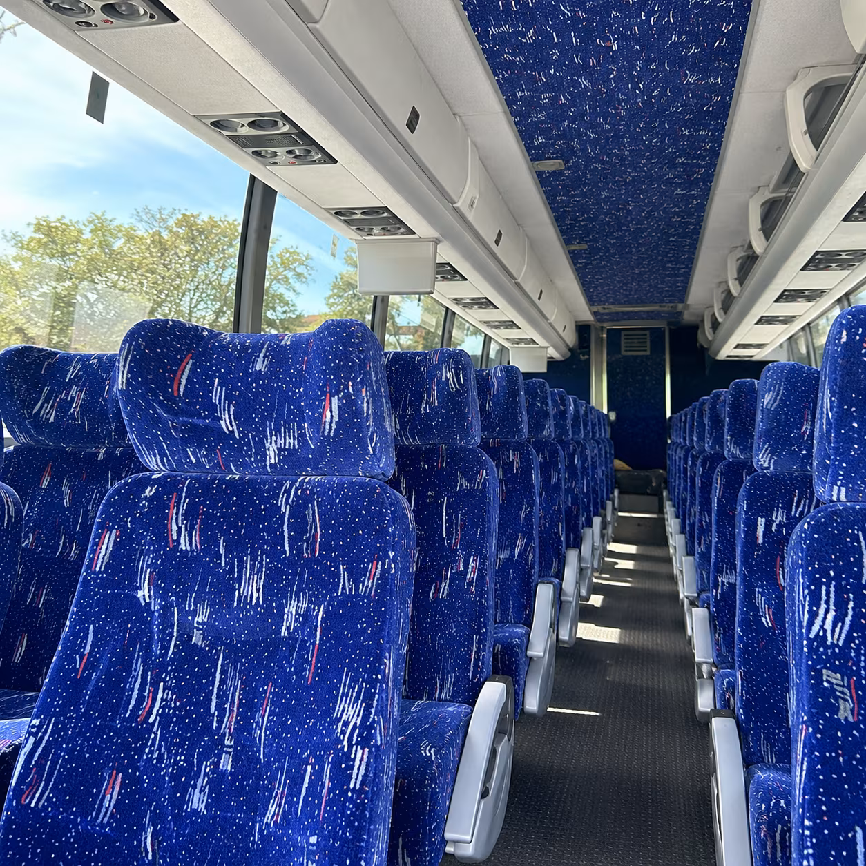 bus rentals for wyoming youth group events and outings