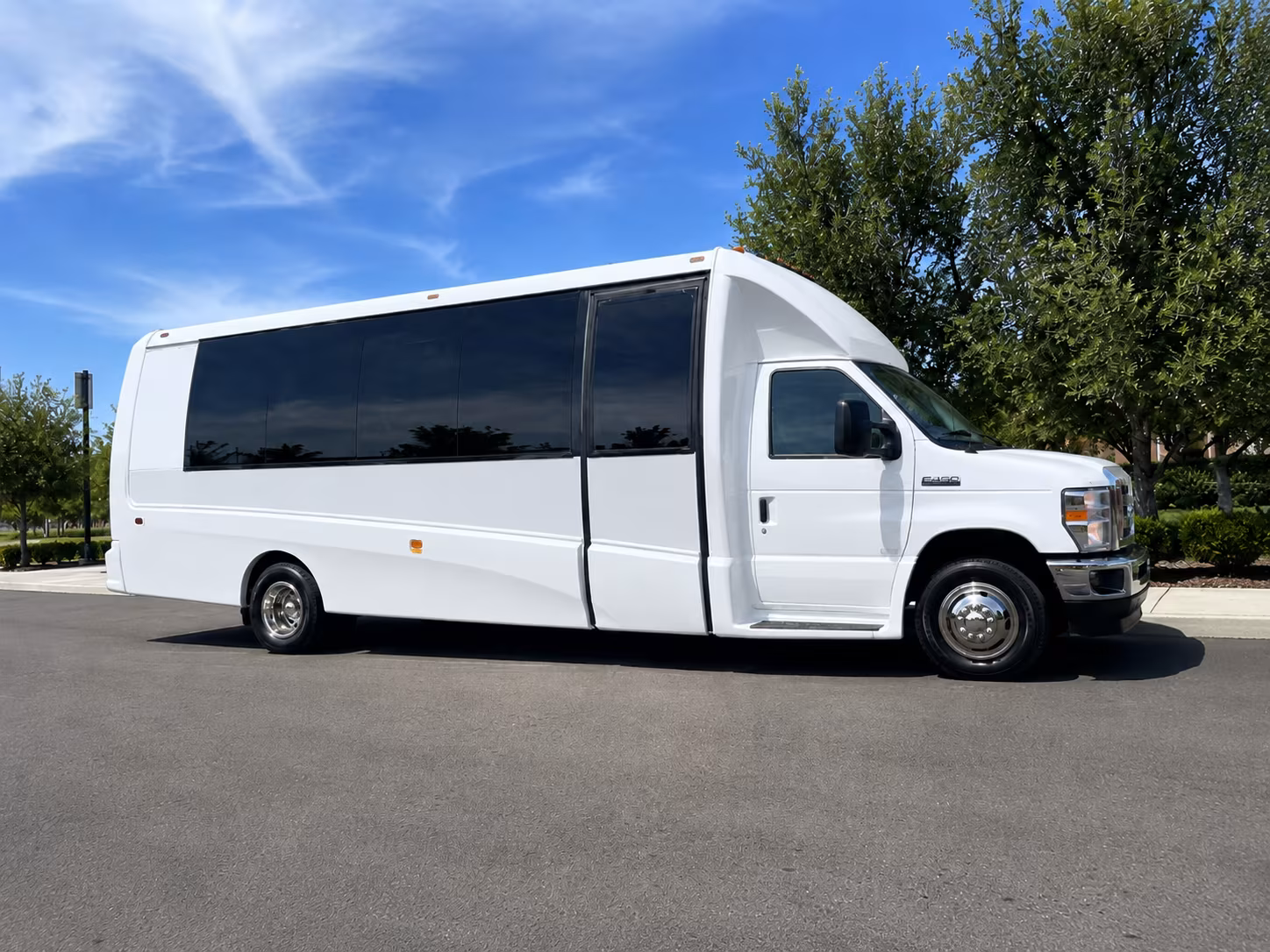 charter buses to michigan state spartans games in east lansing