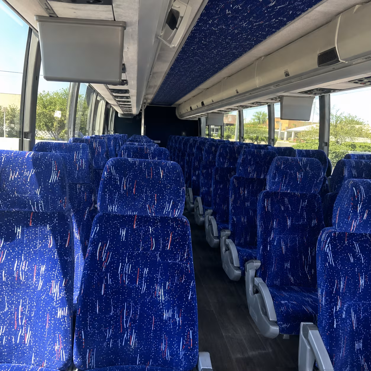 corporate and conference long distance bus service from wyoming michigan
