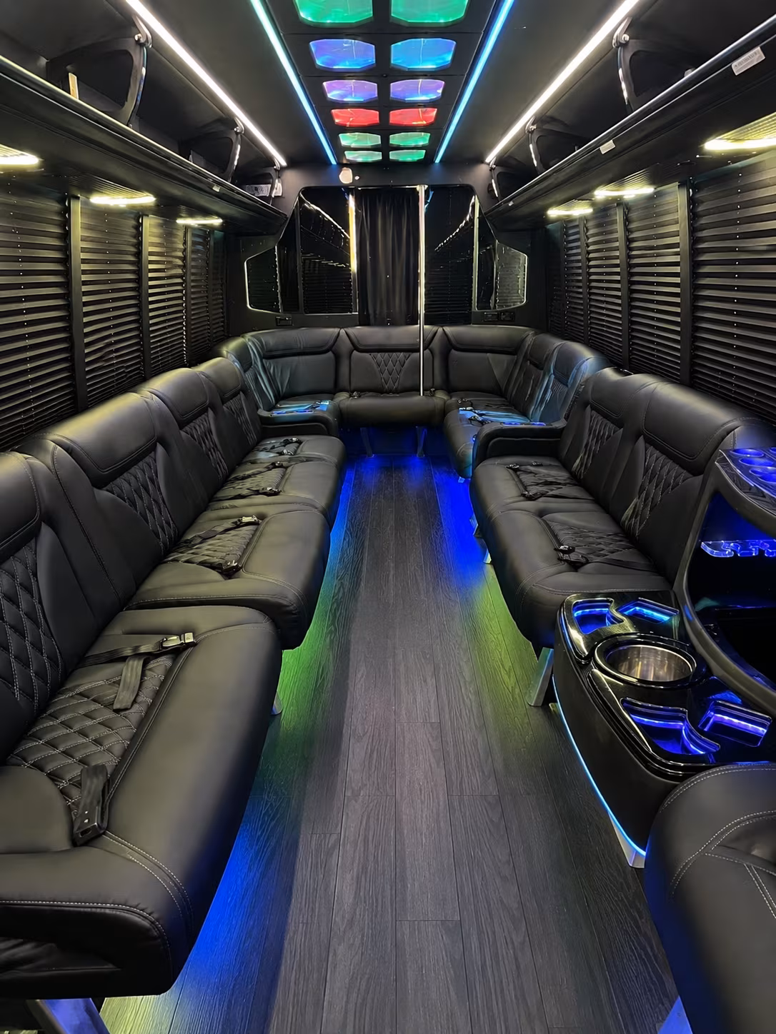 wyoming 20 passenger party bus interior