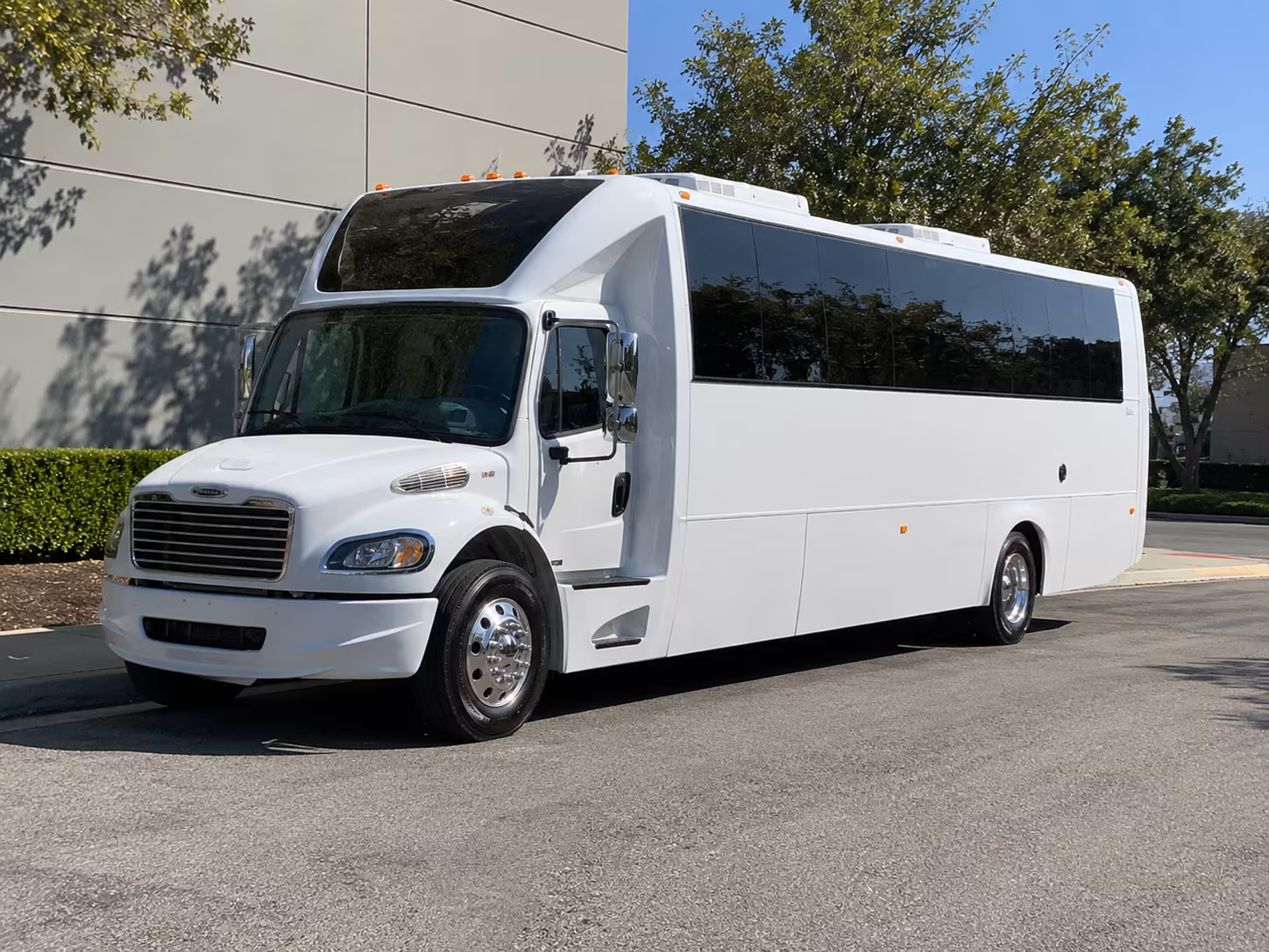 wyoming michigan new years eve party bus rental