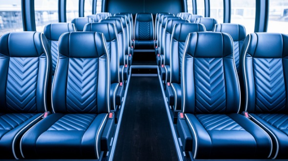 25 passenger minibus rental lansing